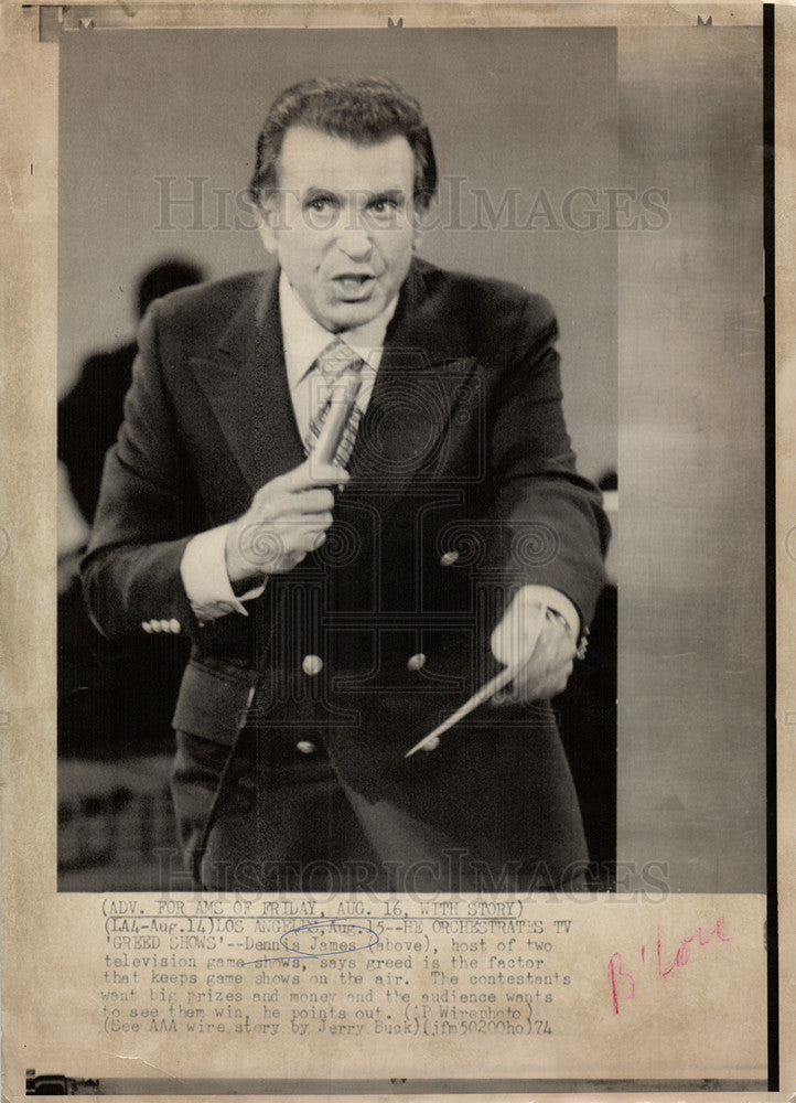 1974 Press Photo Dennis James American TV announcer - Historic Images