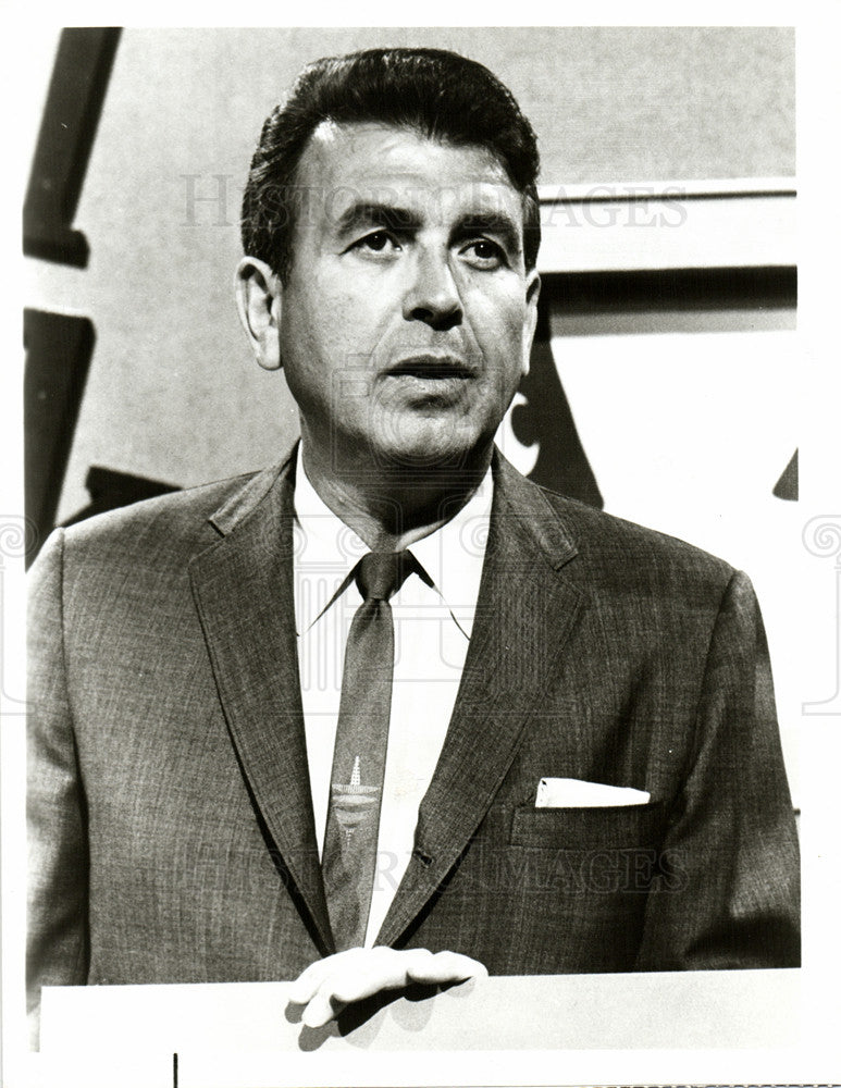 1963 Press Photo Dennis James NBC-TV Game Show - Historic Images
