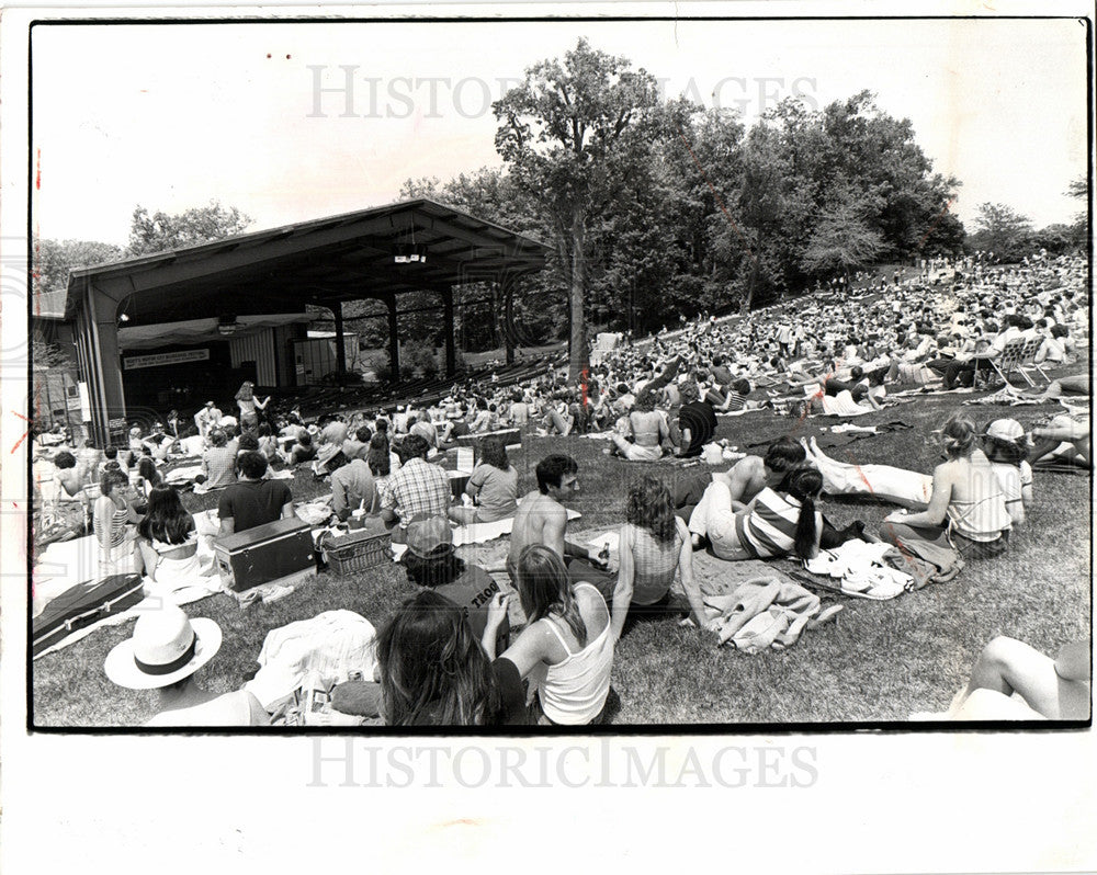 1980 Press Photo Meadow Brook DSO summer outdoor basis - Historic Images