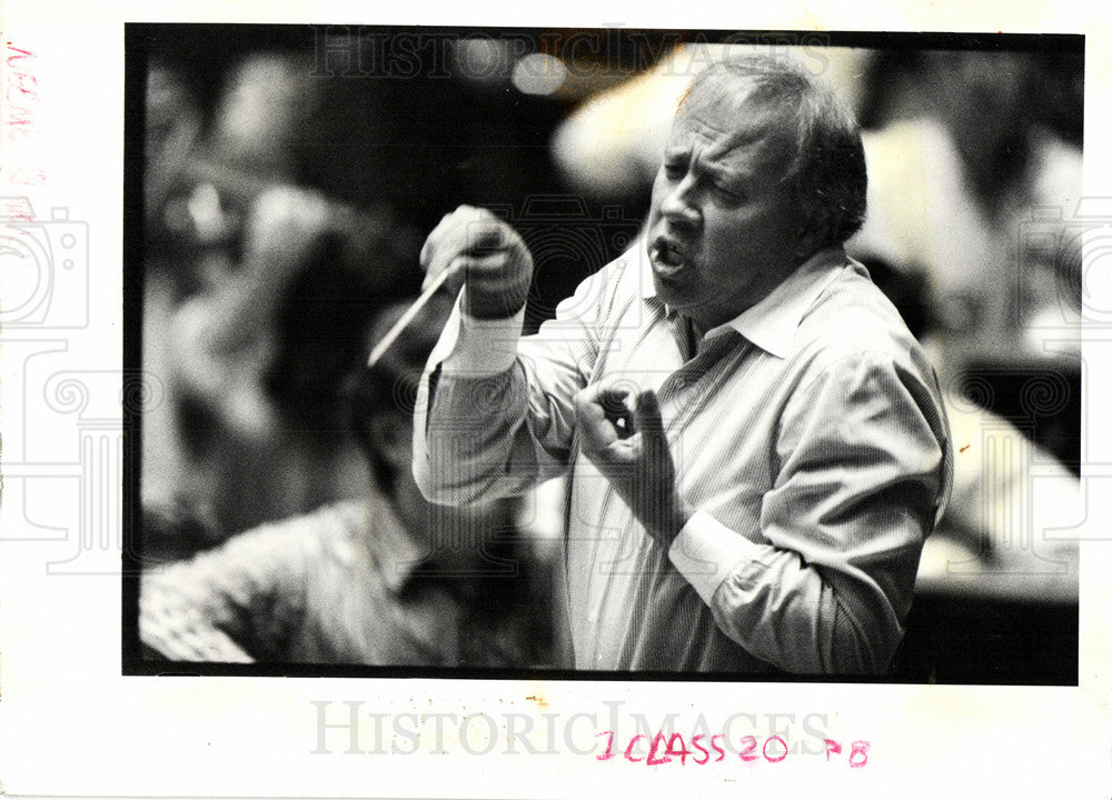 1990 Press Photo Neeme J?rvi Estonian conductor. - Historic Images