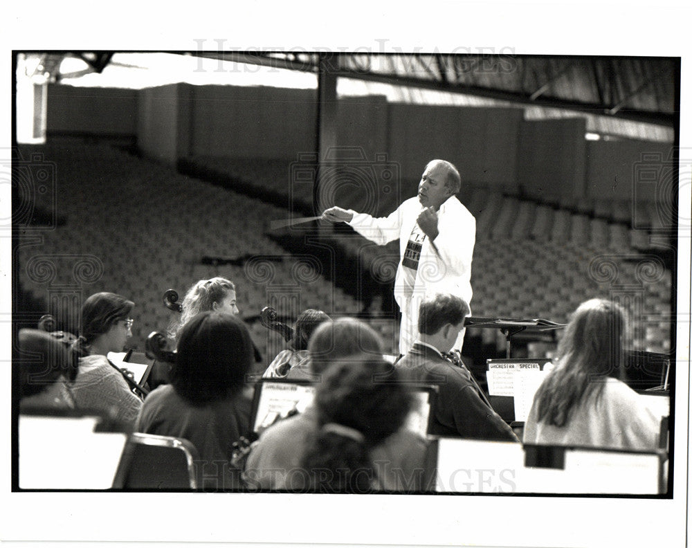 1971 Press Photo Neeme Jarvi conductor music director - Historic Images