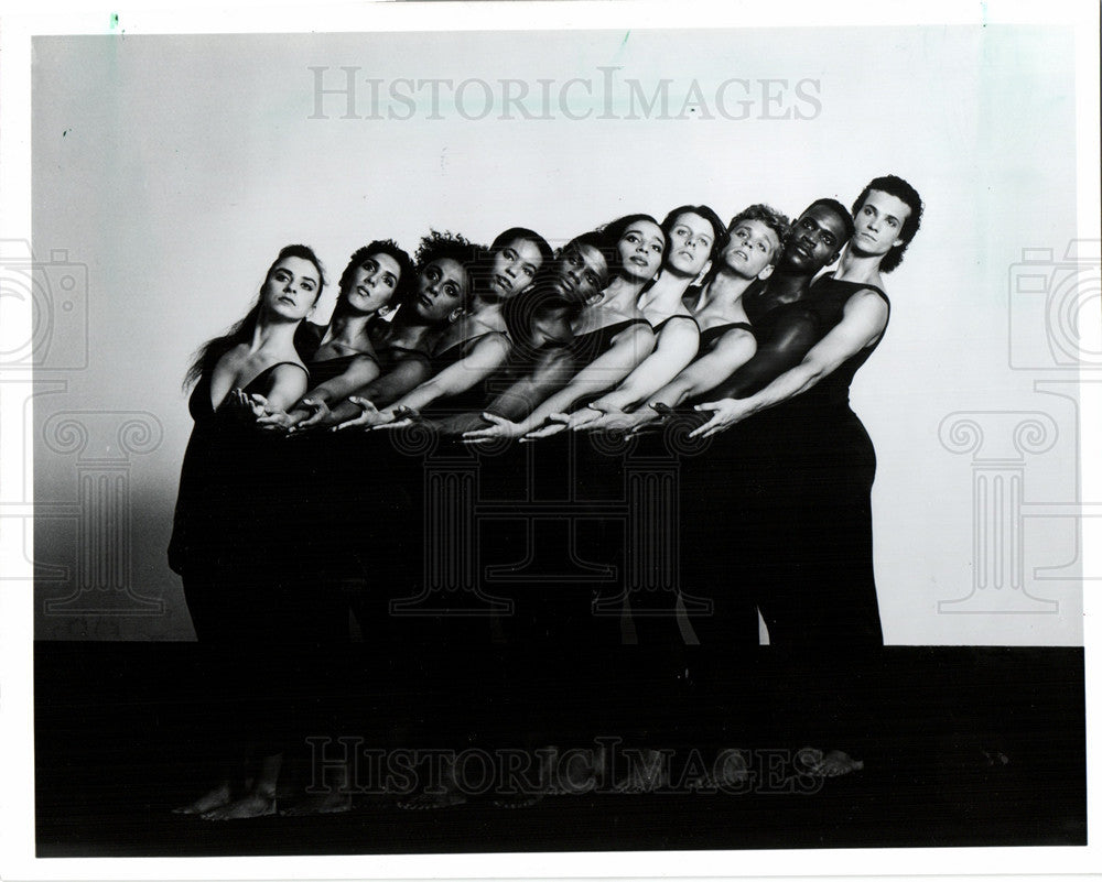 1988 Press Photo Judith Jamison dance troupe - Historic Images