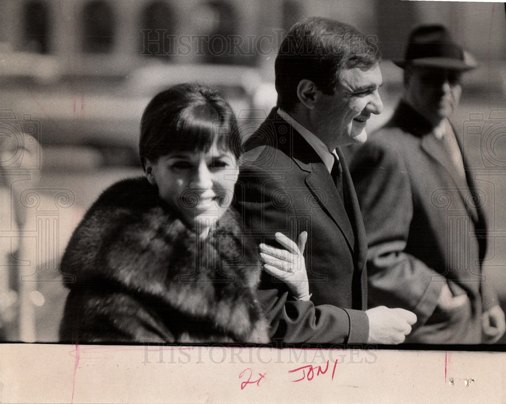 1966, Joni James, Tony Acquaviva - Historic Images