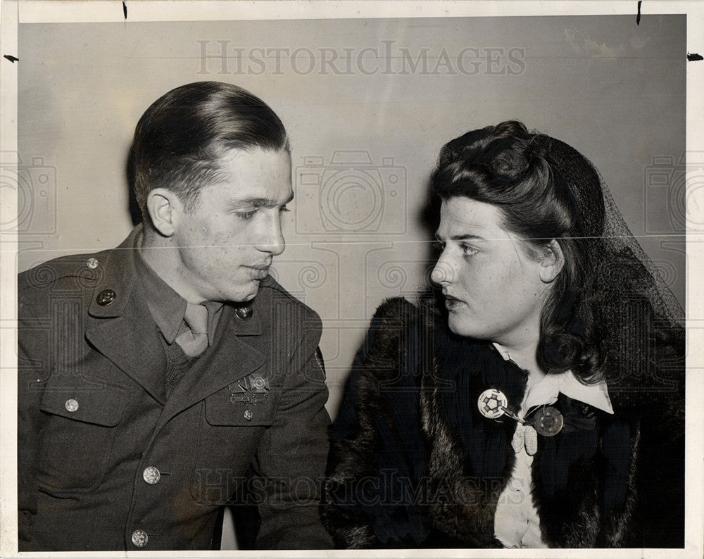 1944 Press Photo Alice Jehavirian Paul Jehavirian - Historic Images