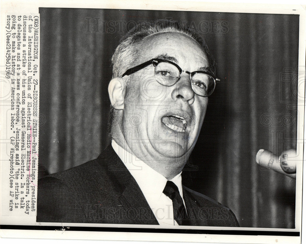 1969 Press Photo Paul Jennings Union leader - Historic Images