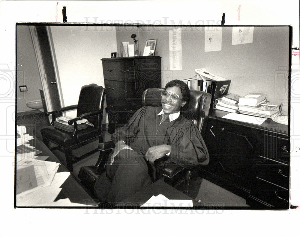 1987 Press Photo Leon Jenkins 36th District Judge - Historic Images
