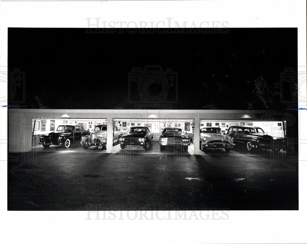 1989 Press Photo Noftz car garage Blaine Jenkins - Historic Images
