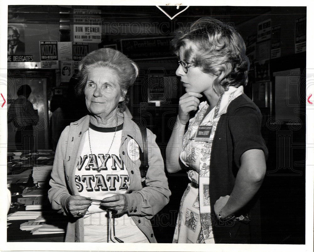 1974 Press Photo Ann Berser Millie Wayne State Board - Historic Images