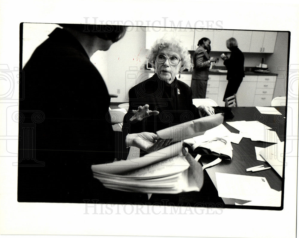 1993 Press Photo Mildred Jeffrey political activist UAW - Historic Images