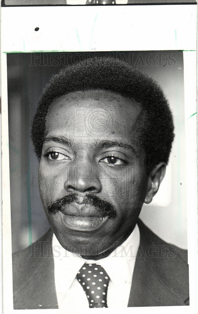 1976 Press Photo Arthur Jefferson Detroit Public School - Historic Images