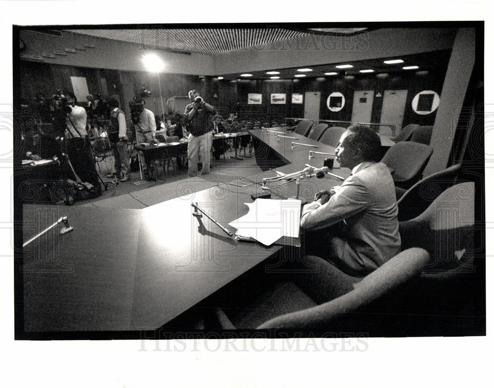 1988 Press Photo Dr. Arthur Jefferson - Historic Images