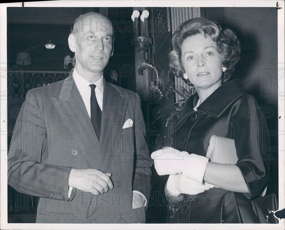 1960 Press Photo Mrs. Henry Ford II Rudolph Bing - Historic Images