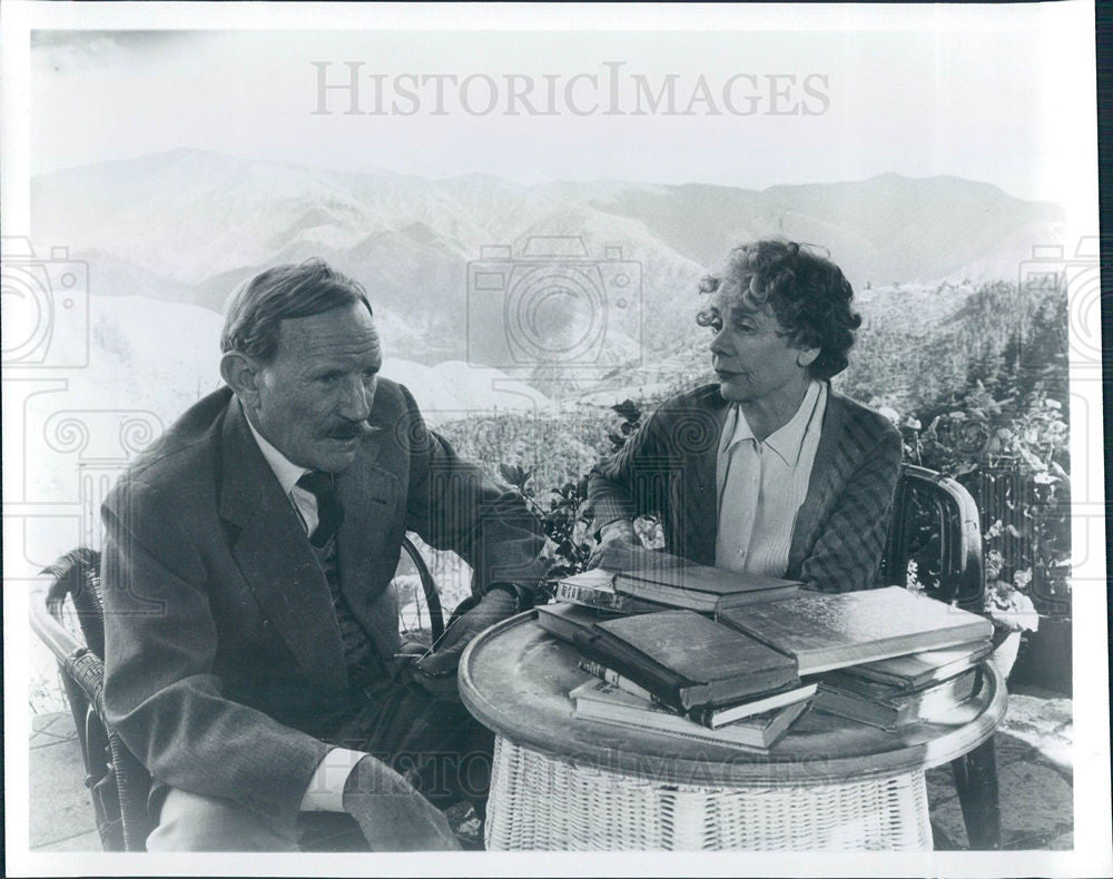 1947 Press Photo Celia Johnson Trevor Howard Brief - Historic Images