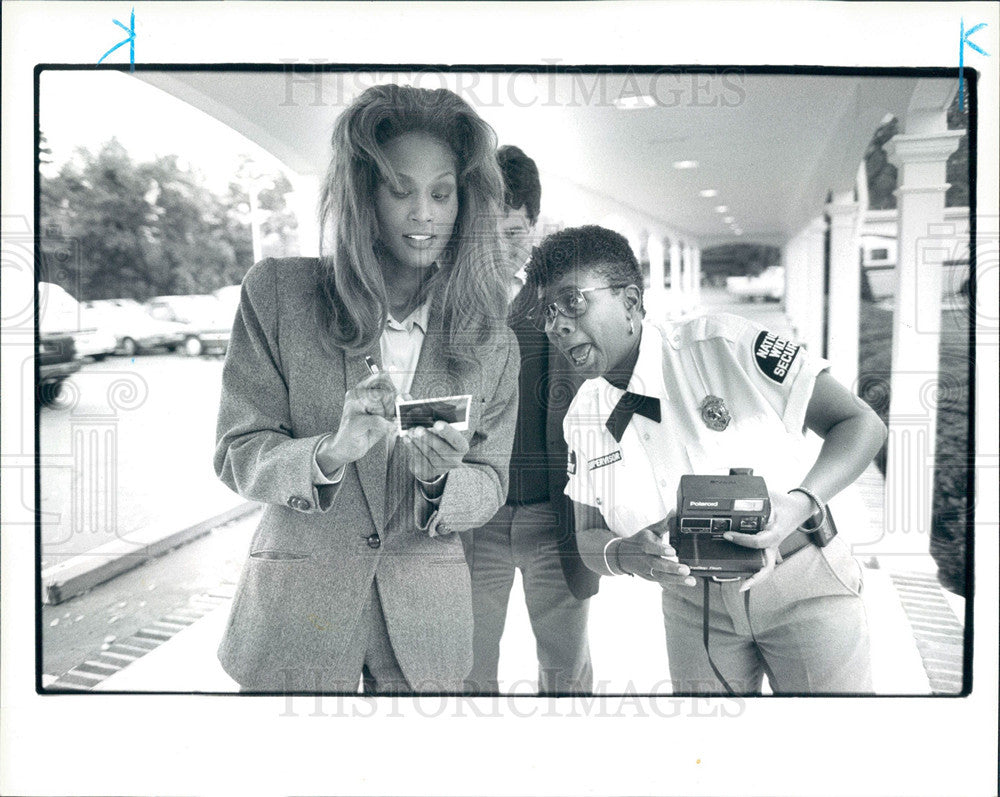 1992 Press Photo Beverly Johnson American actress - Historic Images