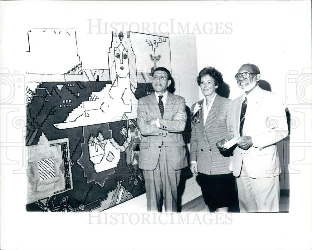 1993 Press Photo Dr. arthur L. johnson - Historic Images