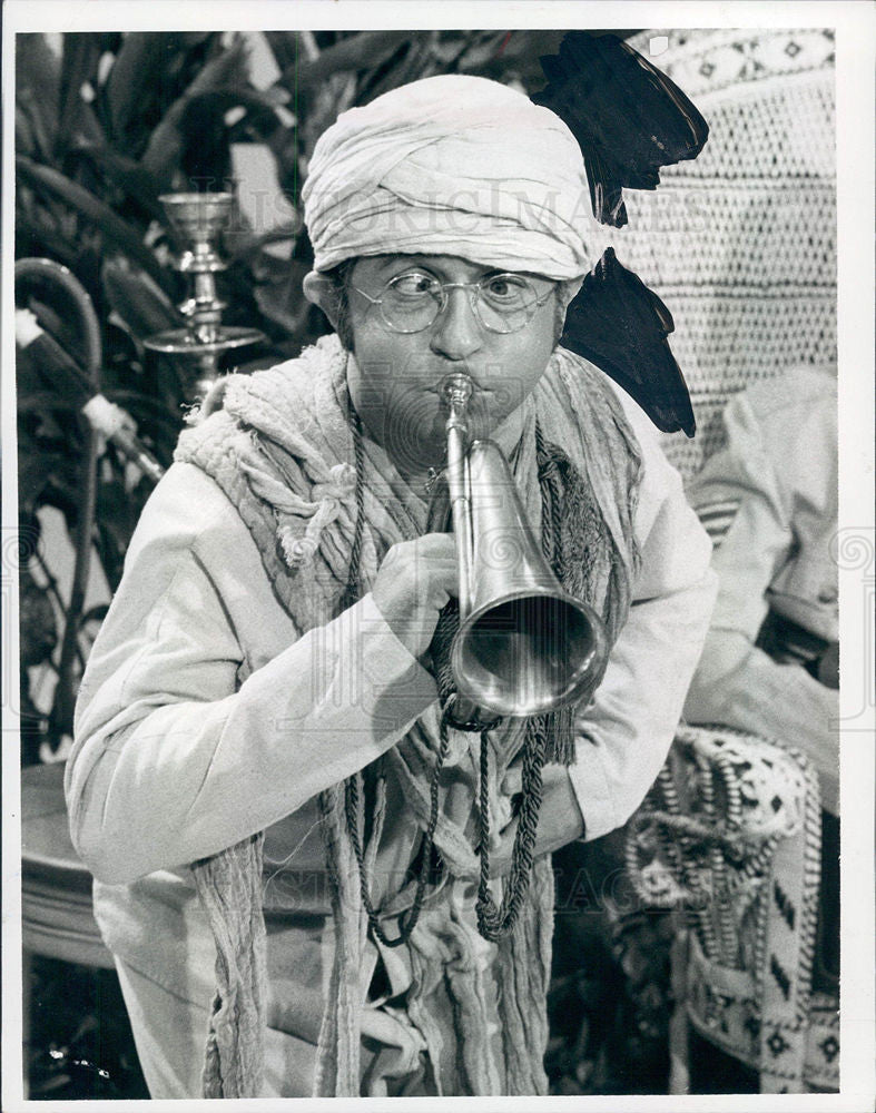 1979 Press Photo Arte Johnson Bugle Boy Rowan Martin - Historic Images