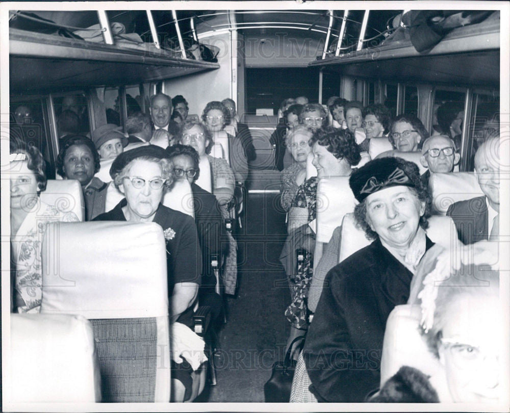 1965 Press Photo Pope Paul Bus USA - Historic Images