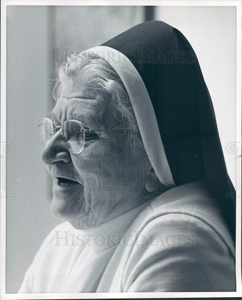 1971 Press Photo Sister Ann Joachim - Historic Images