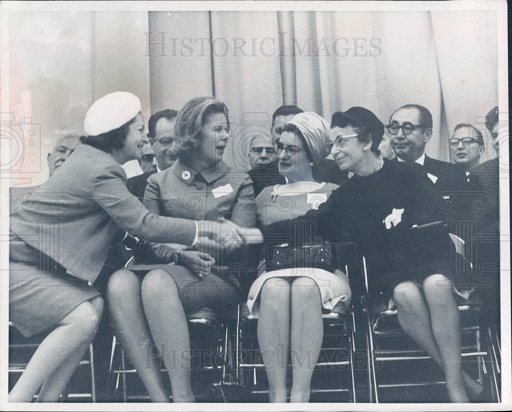 1966 Press Photo Lady Bird Johnson First Lady - Historic Images