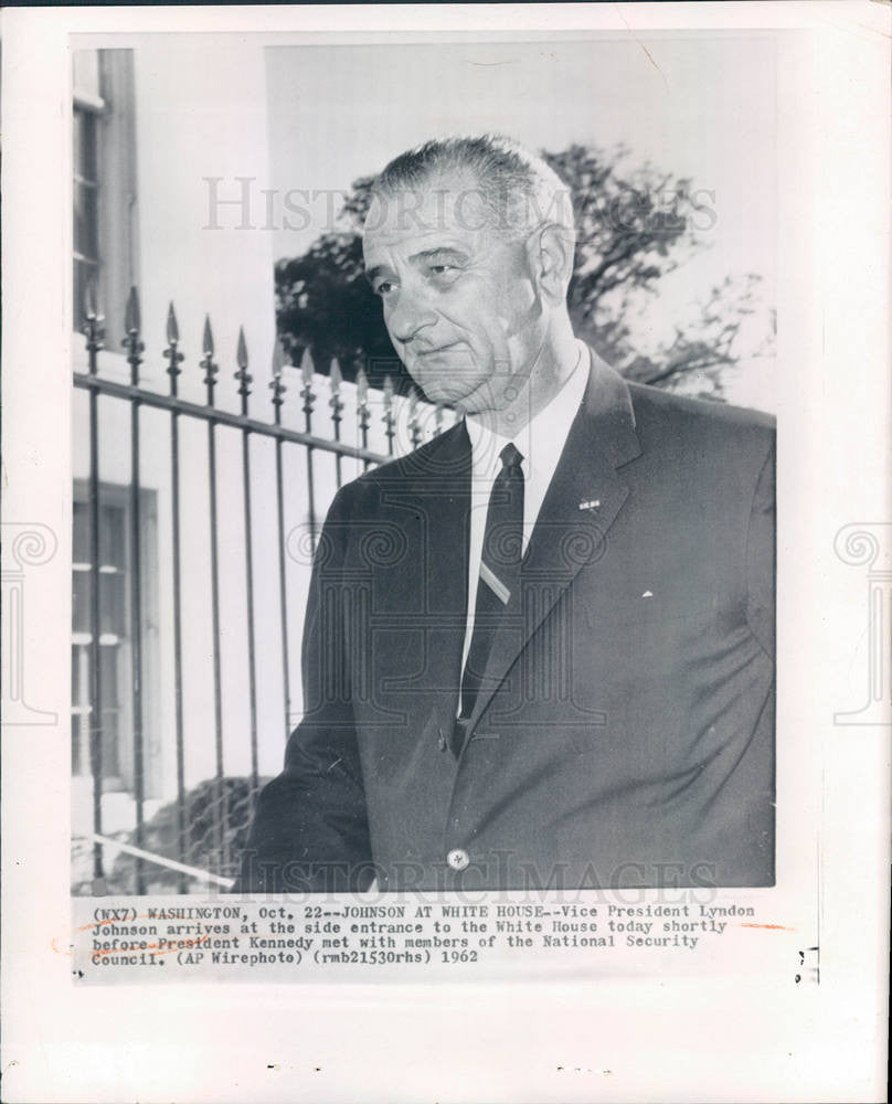 1976 Press Photo Vice President JOHNSON WHITEHOUSE - Historic Images