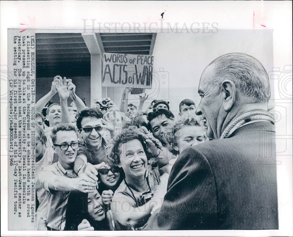 1966 Press Photo Lyndon B.Johnson President USA - Historic Images