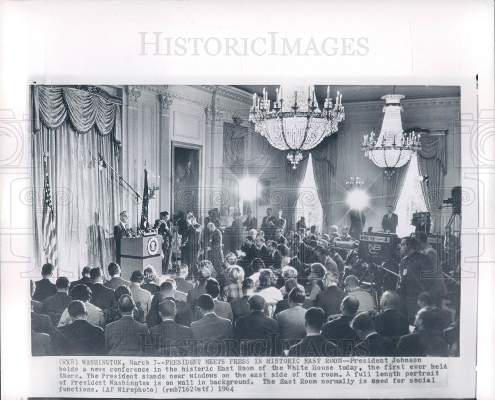 1964 Press Photo President Johnson East Room Press - Historic Images