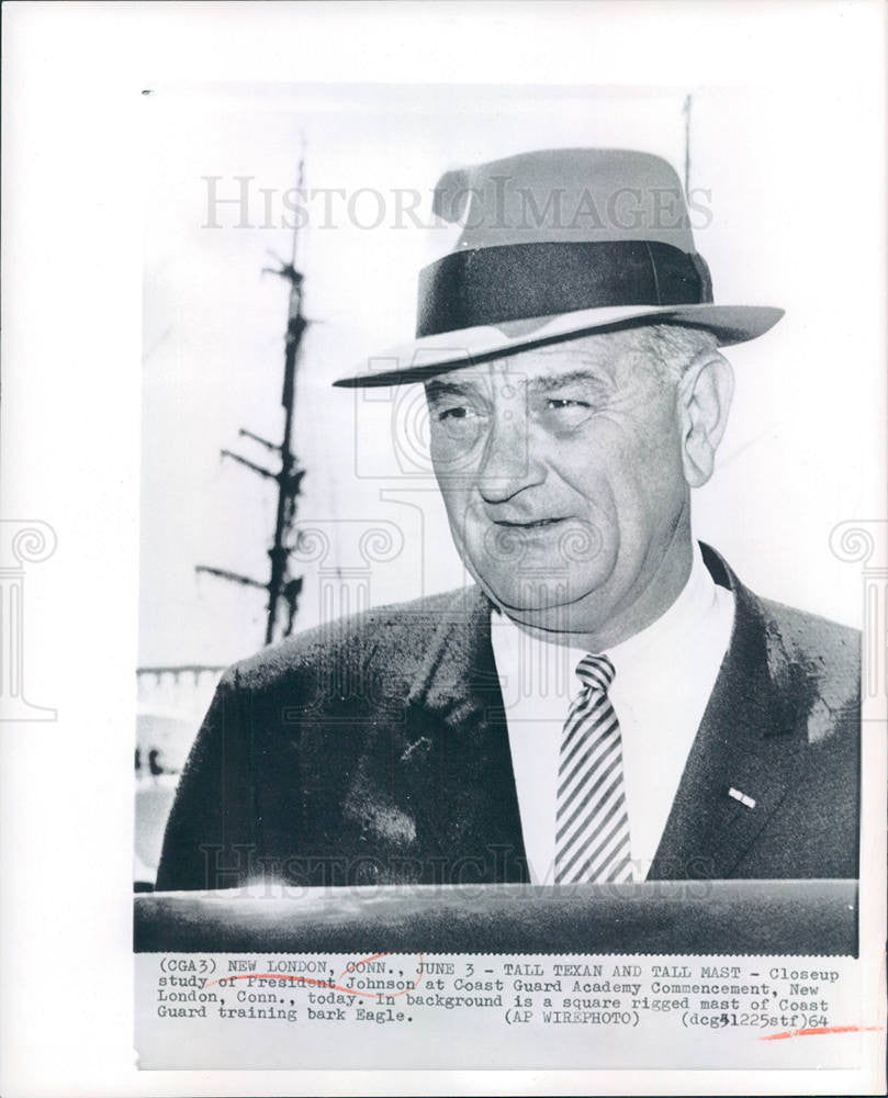 1964 Press Photo Johnson, Coast Guard Acadamy, London - Historic Images