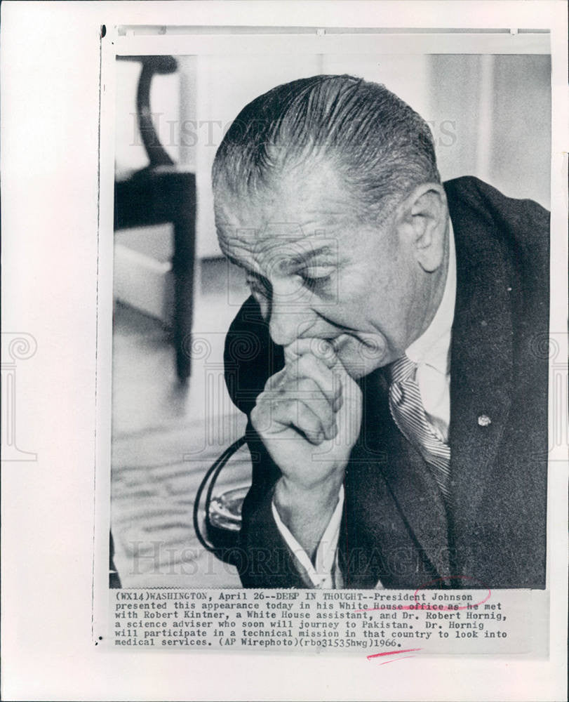 1966 Press Photo Lyndon B.Johnson President USA - Historic Images