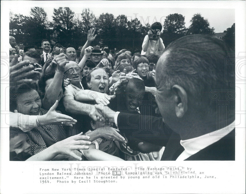 1964 Press Photo Lyndon B Johnson campaigning - Historic Images