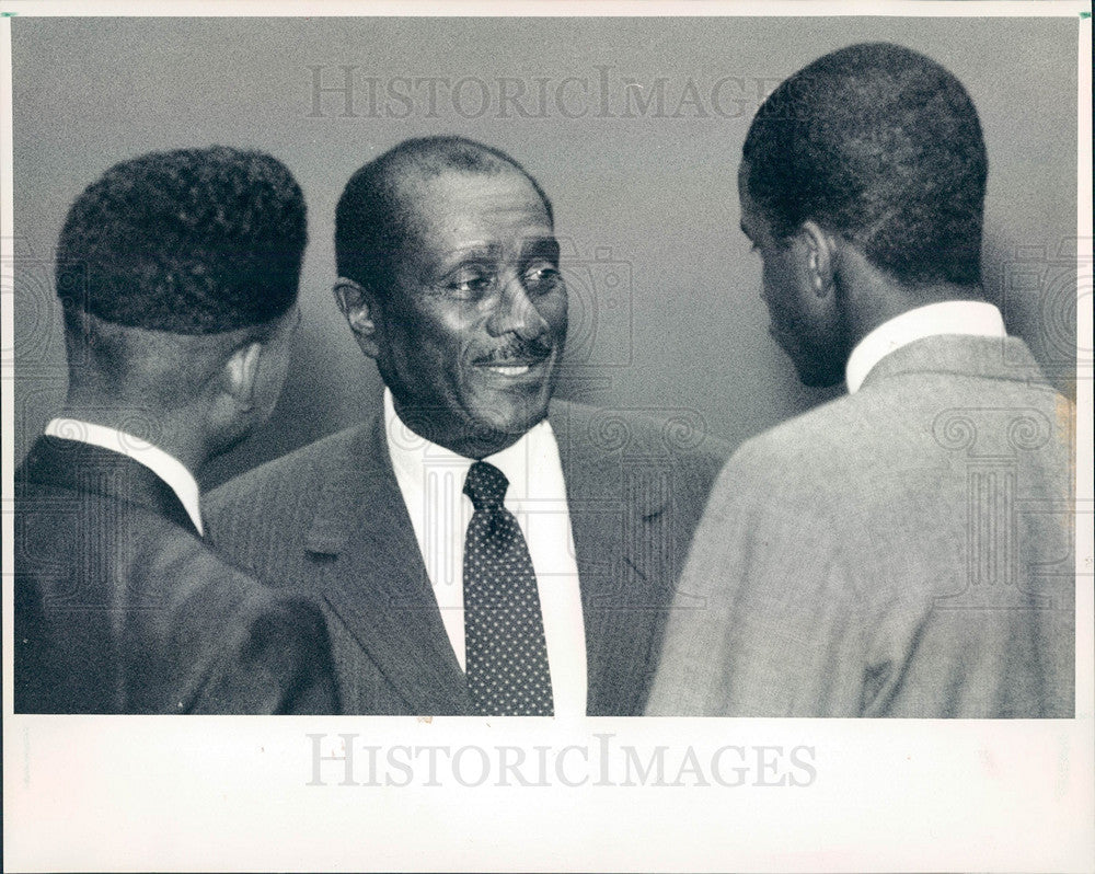 1989 Press Photo John Johnson Chaiman Chief Executive - Historic Images