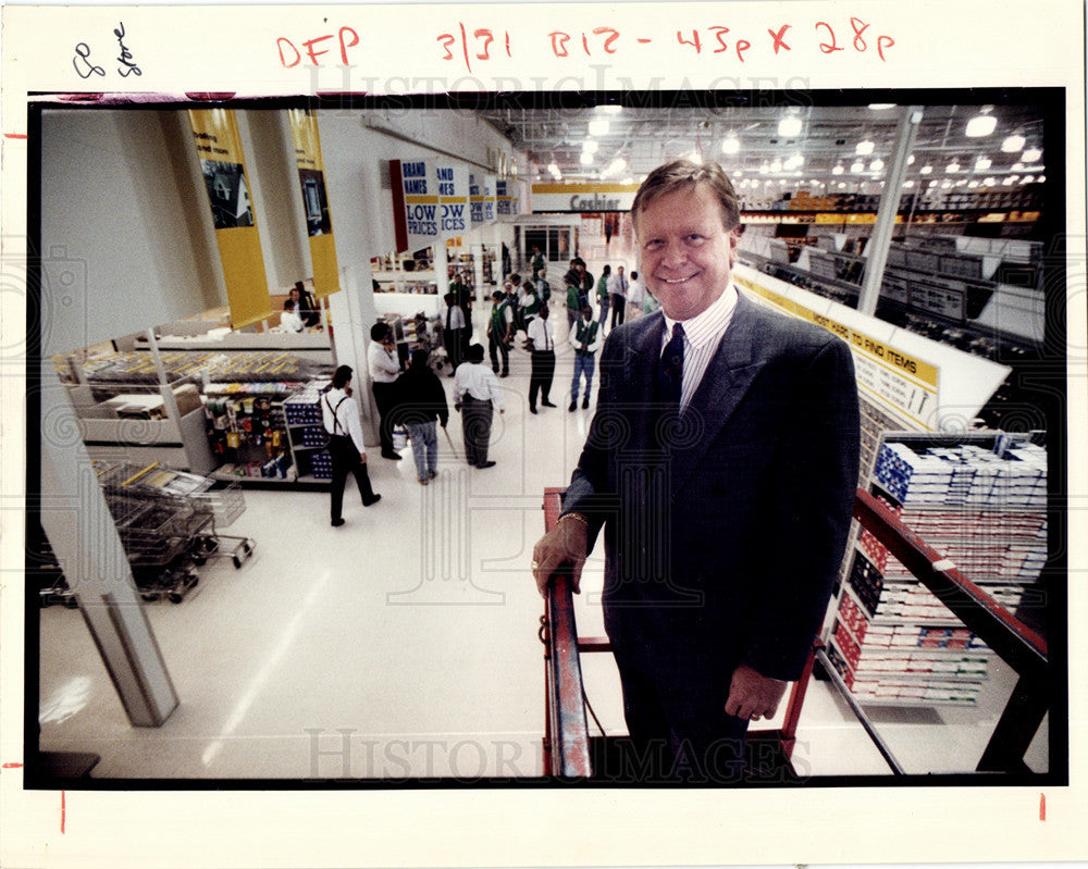 1993 Press Photo Greg Jones  Handy Andy VP  Detroit MI - Historic Images