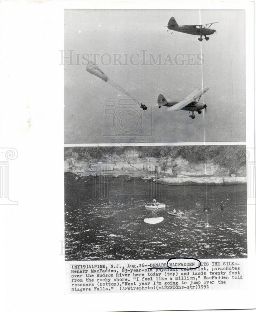 1951 Press Photo Hudson River parachute Benarr McFadden - Historic Images