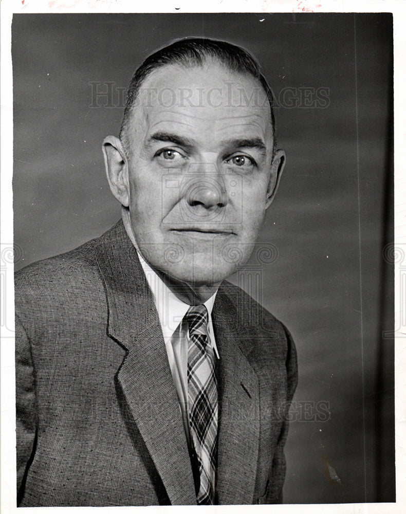 1956 Press Photo Russell MacFadden - Historic Images