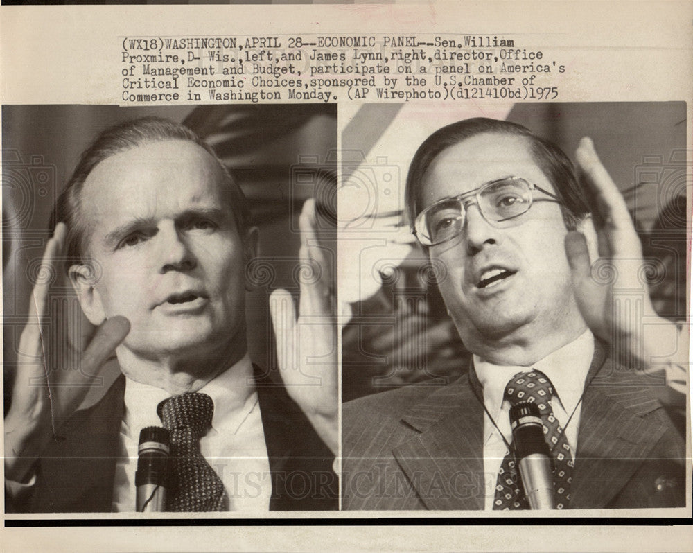 1976 Press Photo William Proxmire Senator - Historic Images