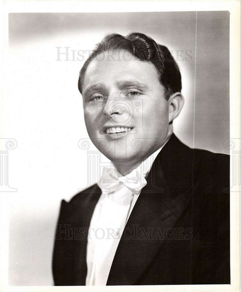 1954, Christopher Lynch Tenor Singer Windsor - Historic Images