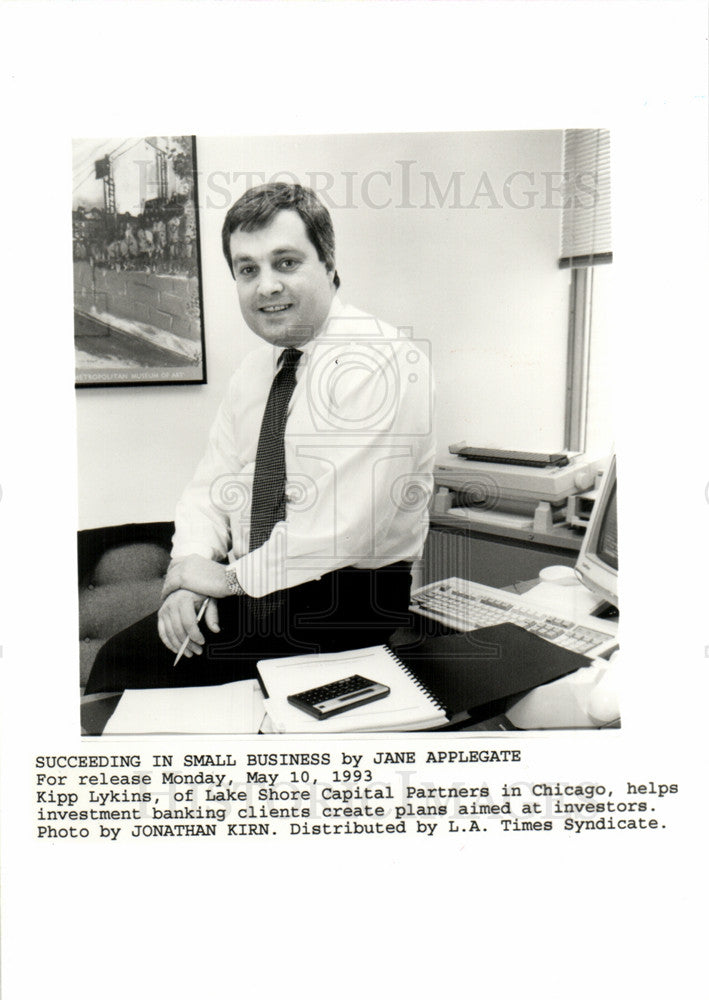 1993 Press Photo Kipp Lykins investment banking plans - Historic Images