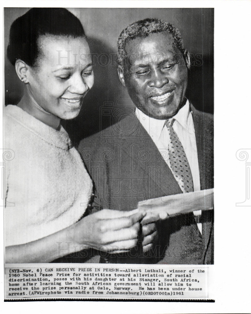 1961 Press Photo Albert Luthuli 1960 Nobel Peace Price - Historic Images