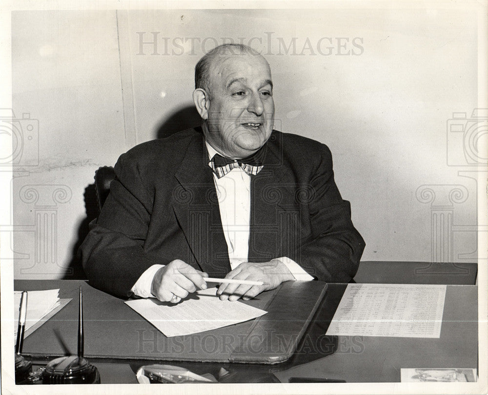 1950 Press Photo John E. Lurie, wrigley&#39;s supermarket - Historic Images