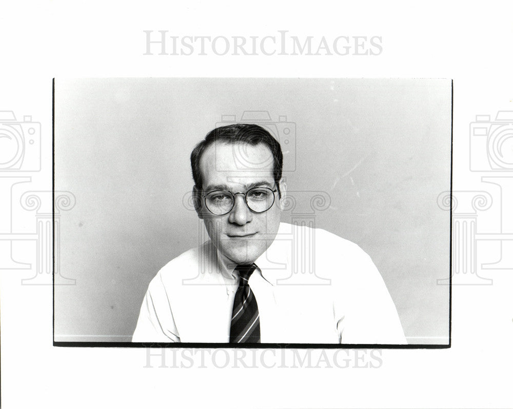 1988 Press Photo Mike Lupo Detroit Free Press Editor - Historic Images