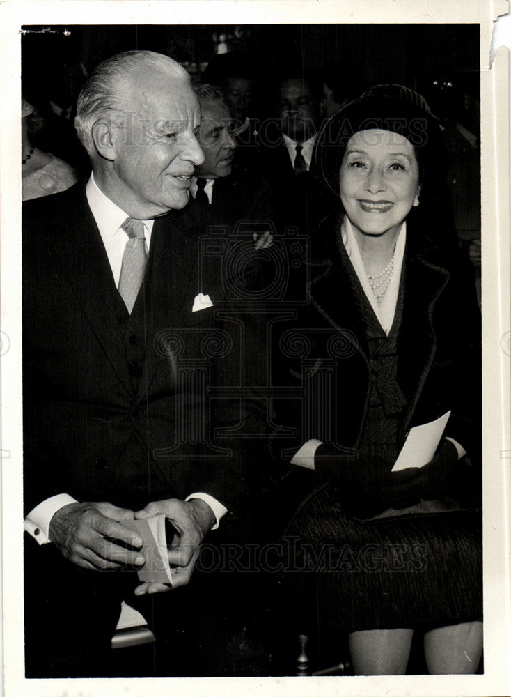 1964 Press Photo Alfred Lunt Medal of Freedom - Historic Images