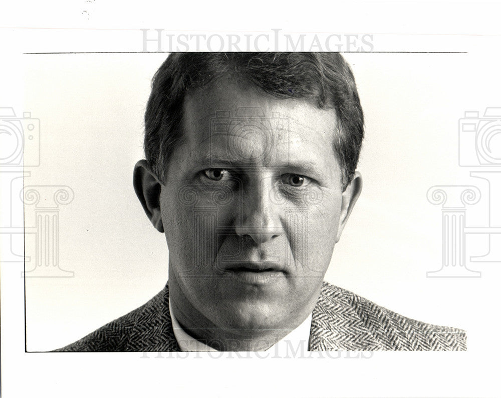 Press Photo Detroit Businessman  Profile - Historic Images