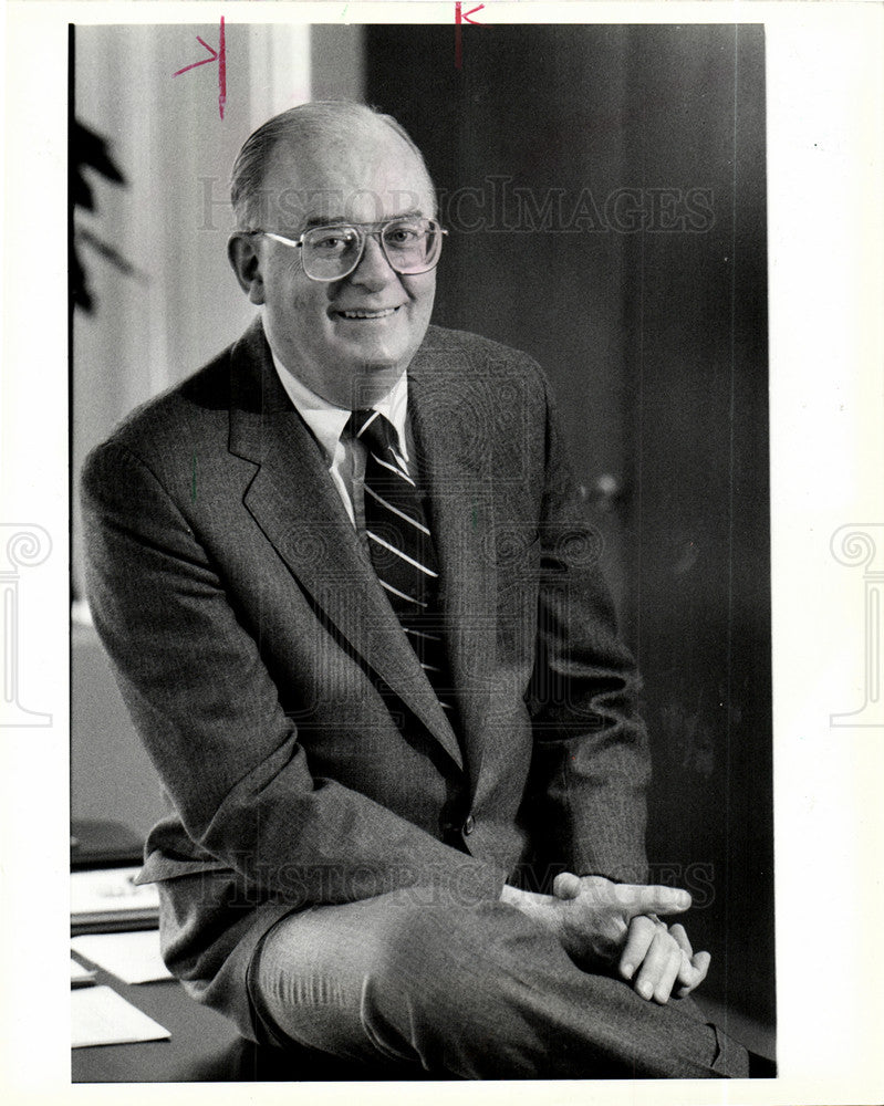 1986 Press Photo Walter McCarthy Detroit Board Chairman - Historic Images