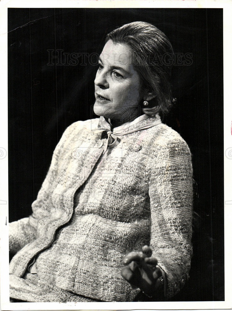 1974 Press Photo Novelist Mary McCarthy Watergate - Historic Images