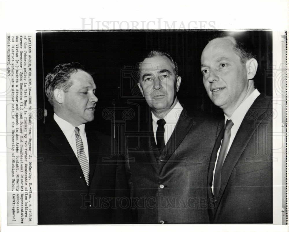 1967 Press Photo Eugene McCarthy speech 2nd District - Historic Images