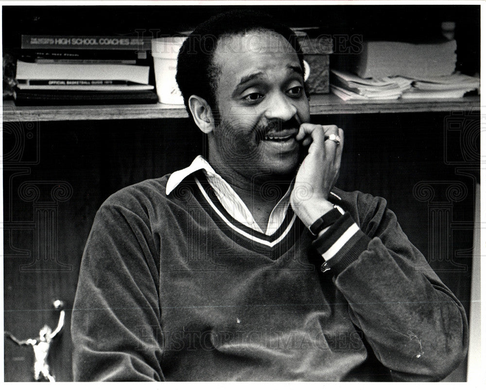 Press Photo Basketball Coach Willie McCarter - Historic Images