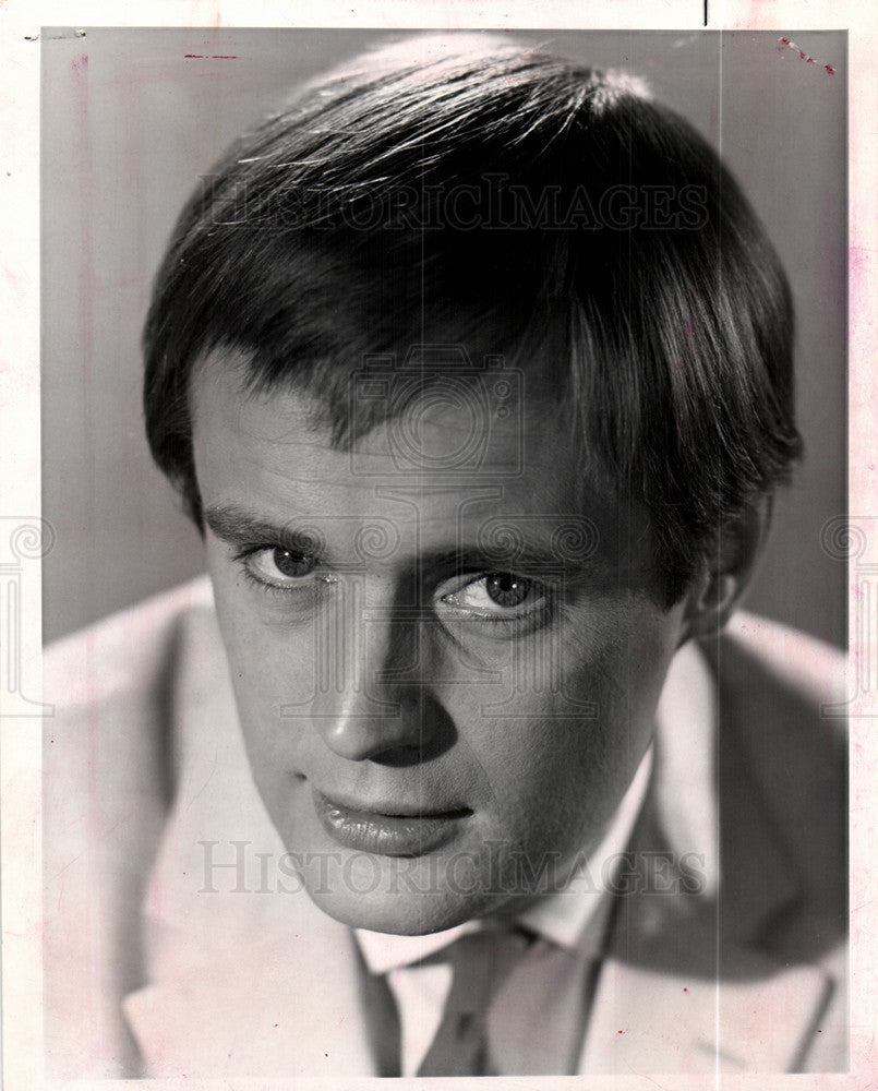 1965 Press Photo David McCallum, Man from U.N.C.L.E. - Historic Images