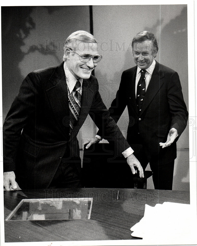 1972 Press Photo Frank McGee Hugh Downs Today show host - Historic Images