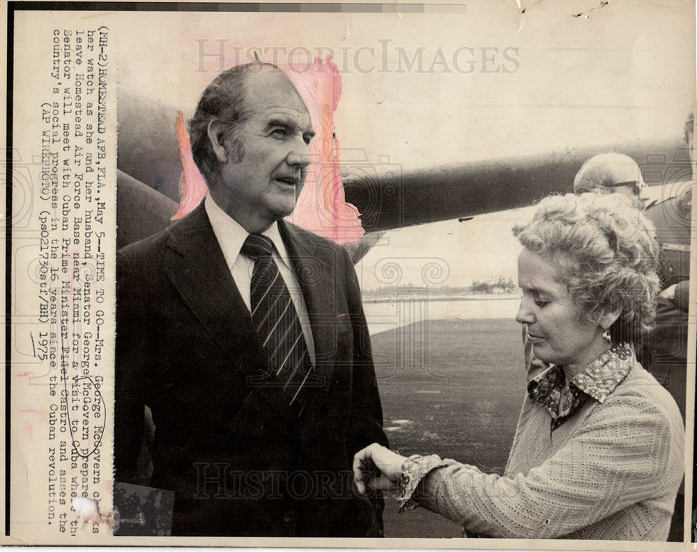 1975 Press Photo George McGovern Representative Senator - Historic Images