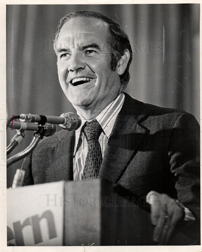 1972 Press Photo George McGovern nuclear freeze Senator - Historic Images