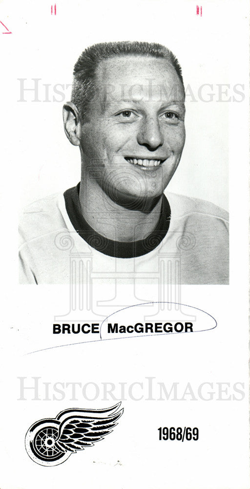 1971 Press Photo Bruce MacGregor ice hockey player - Historic Images